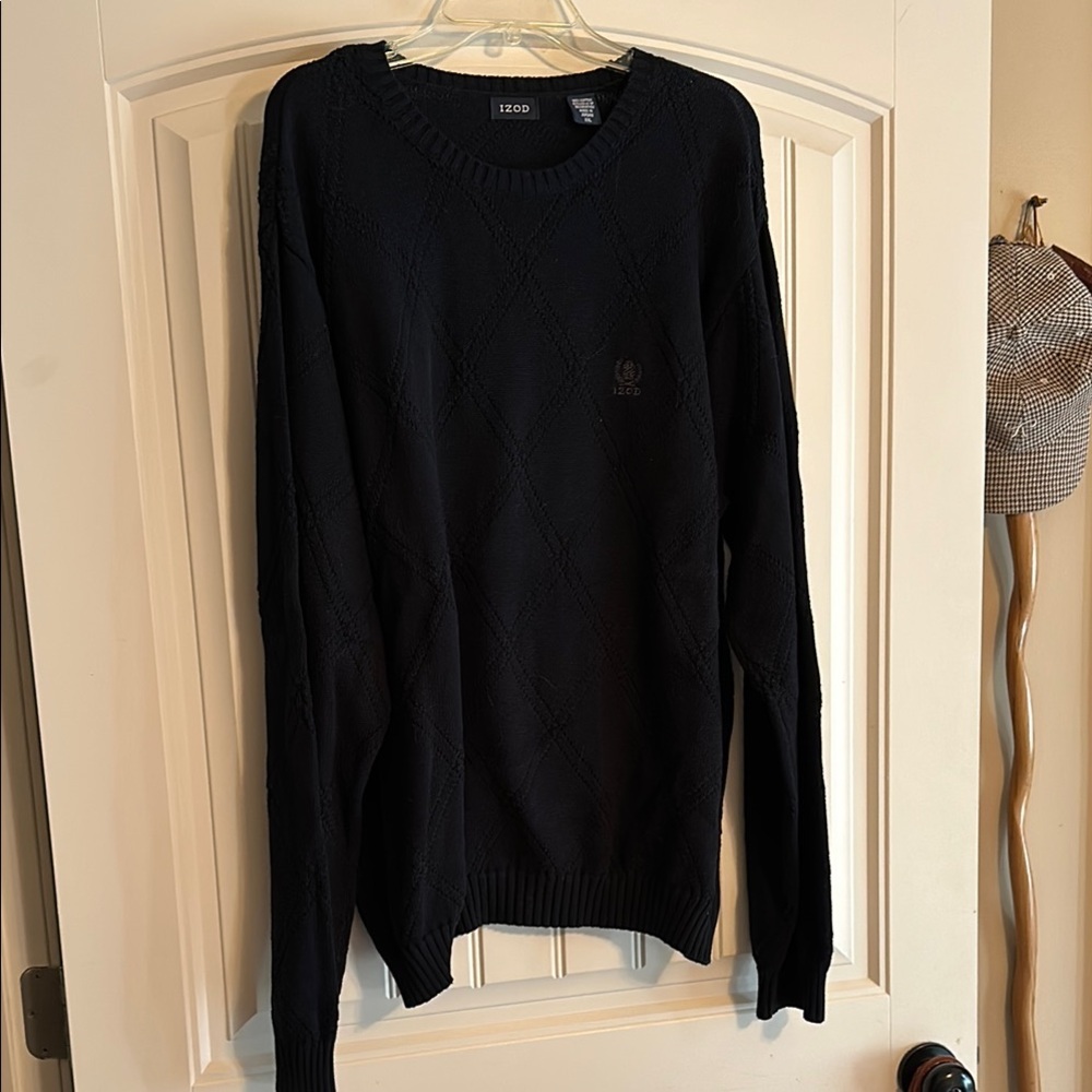IZOD Black Crewneck Sweater